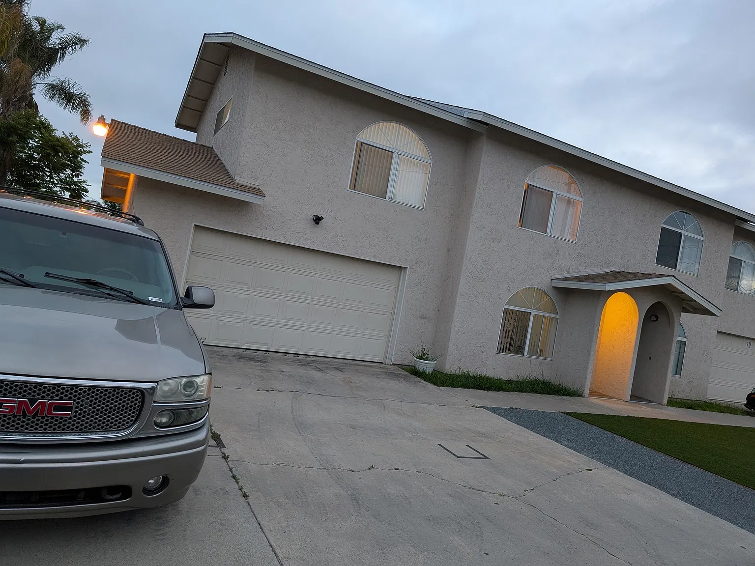 3 bed, 2.5 bath, 1200 sqft, $3,500 — Photo 3