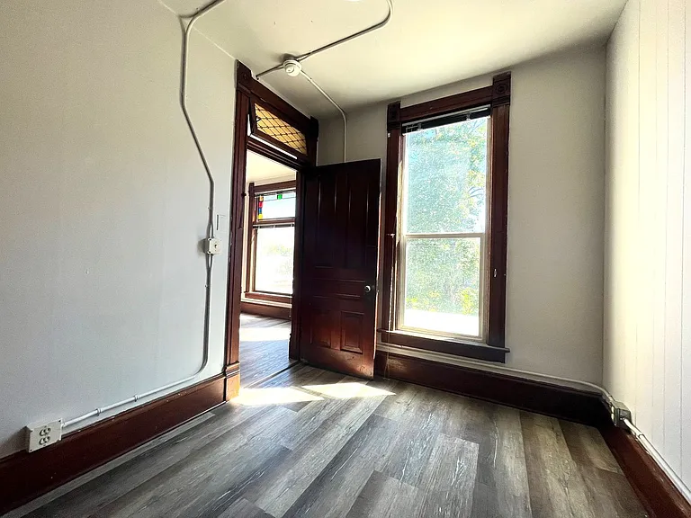 306 S 3rd St W #201 — Photo 4