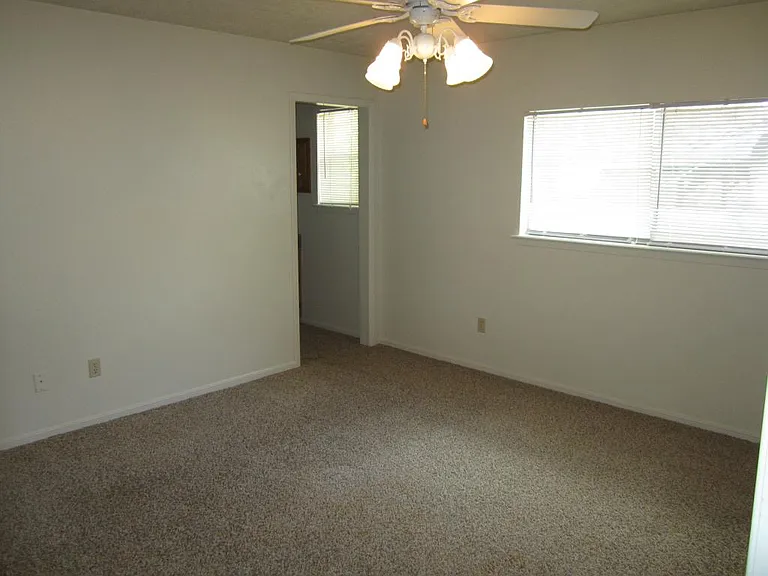 3316 Bluestem Cir — Photo 5
