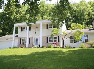 103 Thunderbird Ln, Lancaster, PA 17601