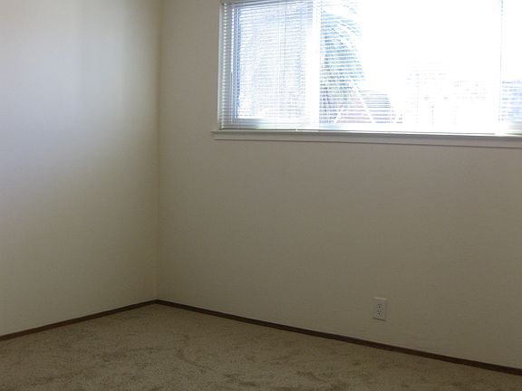 4th image of 1251 17th Ave APT 3