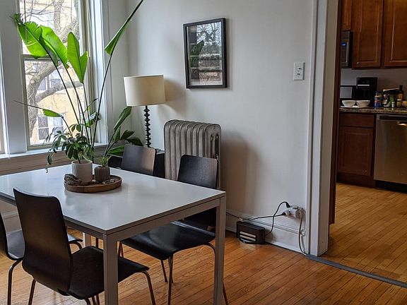 4th image of 4899 N Hermitage Ave APT 2
