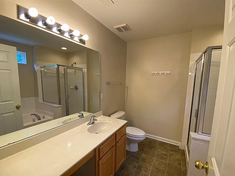 12814 Bullock Greenway Blvd — Photo 22