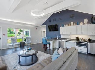 650 Bulfinch Dr #8312, Andover, MA 01810
