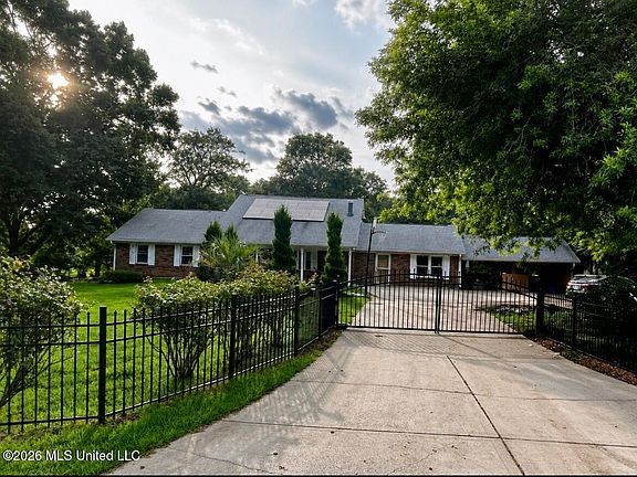2nd image of 10198 Gorenflo Rd