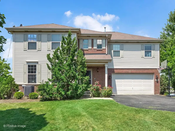 2789 Blakely Ln, Naperville, IL 60540