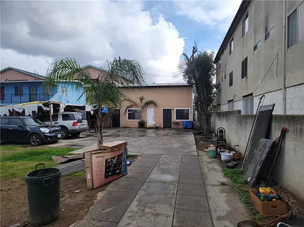 1056 Hoffman Ave, Long Beach, CA 90813