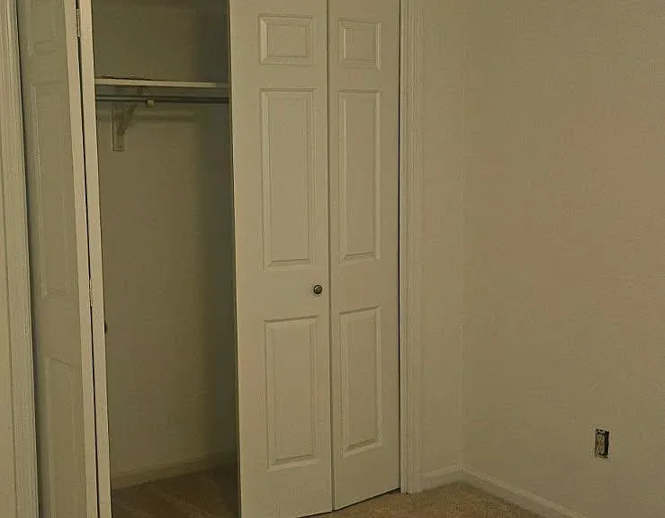 Additional bedroom