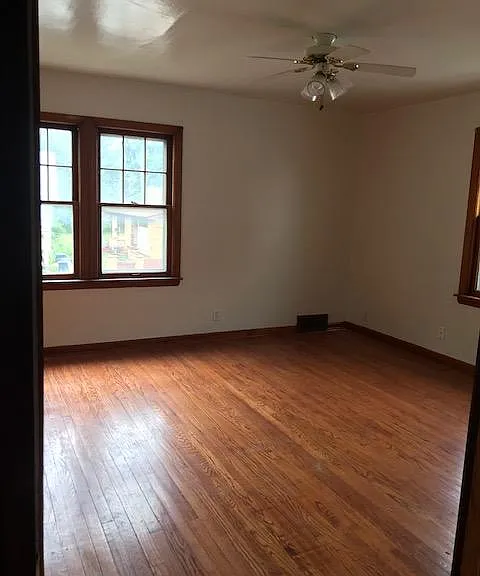 218 W William St #2 — Photo 3
