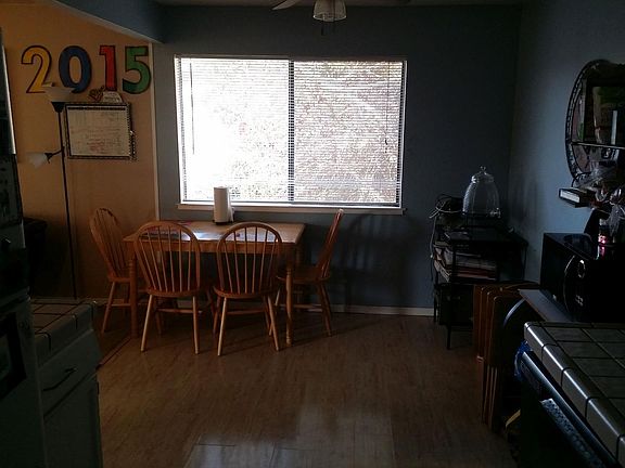 3rd image of 216 Silver Leaf Dr APT D