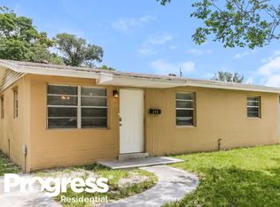 279 SW 1st Ct, Deerfield Beach, FL 33441