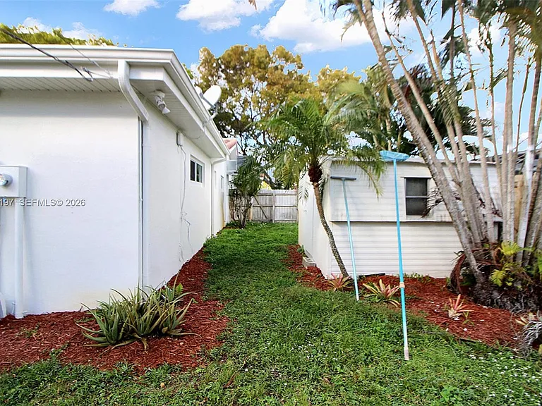 5300 Adams St — Photo 30