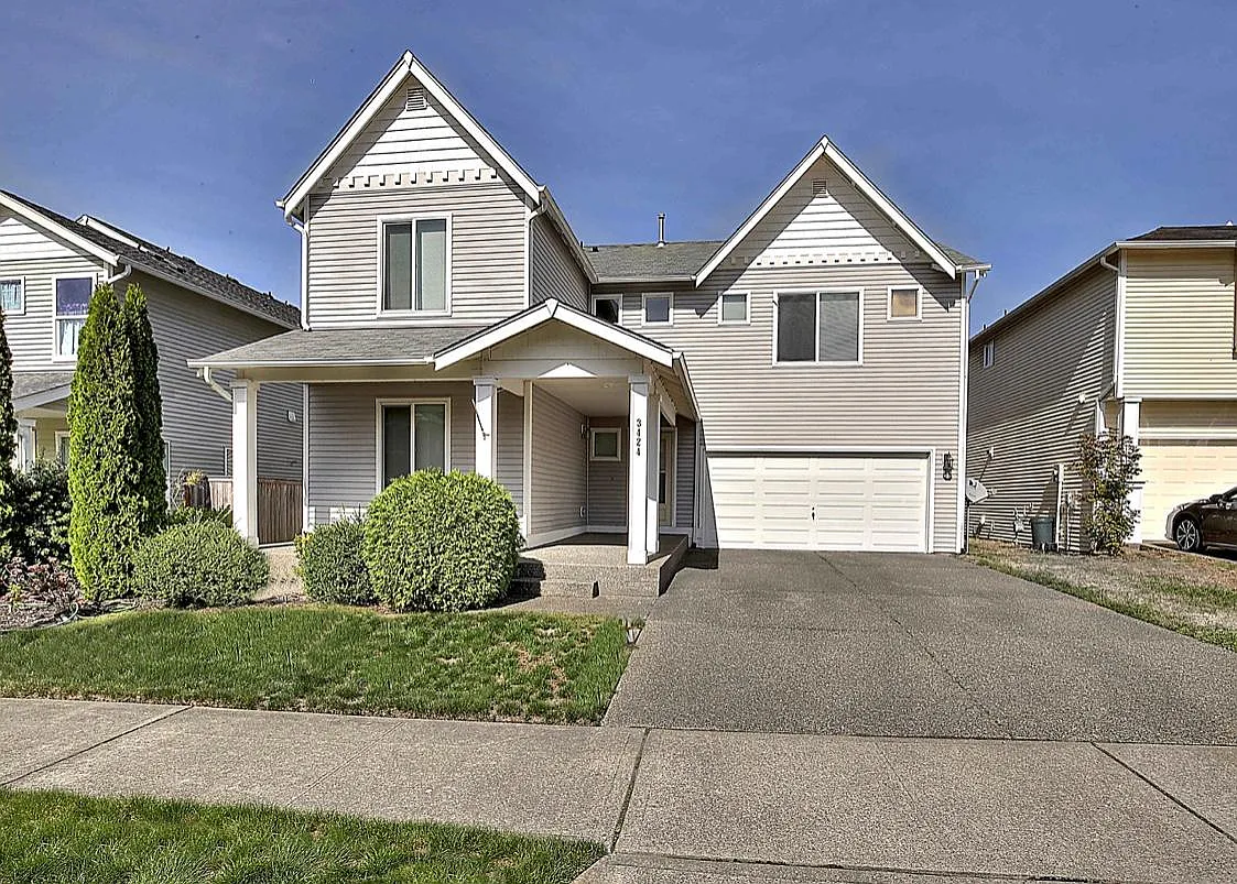 3424 Peterson St — Photo 2