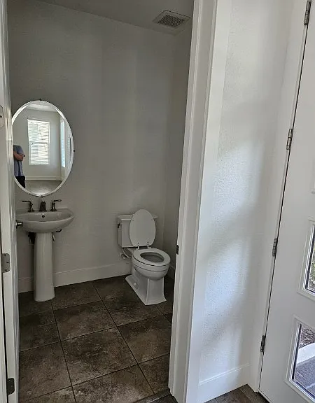 1660 Spring St — Photo 14