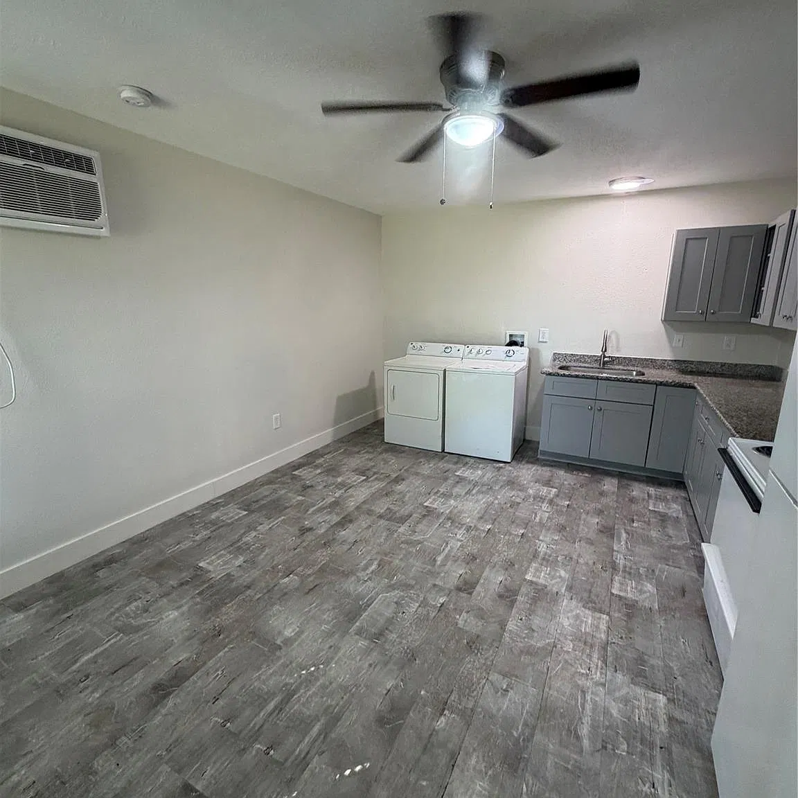 1 bed, 1.0 bath, 575 sqft, $800 — Photo 3