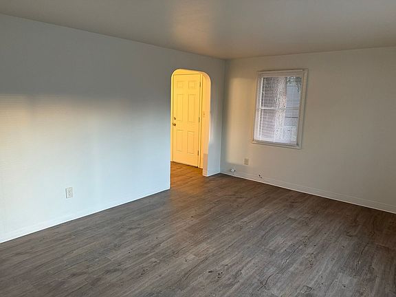 4th image of 6409 S Junett St #6411