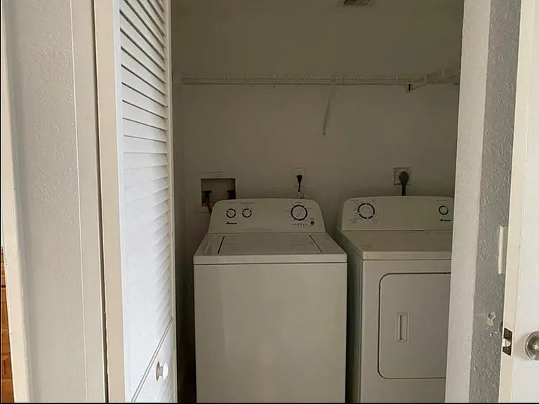 1455 Lake Crystal Dr #H — Photo 11