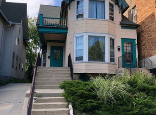 1517 N Franklin Pl, Milwaukee, WI 53202