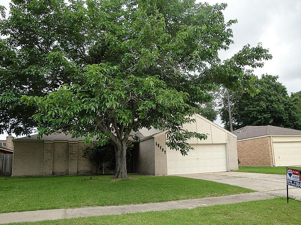 1st image of 15707 Stonehaven Dr