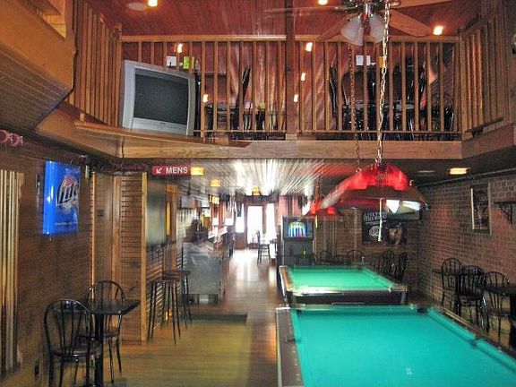 billiard room