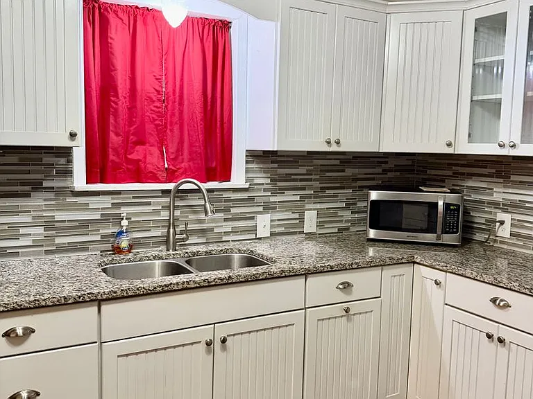 6428 Bain Blvd — Photo 24