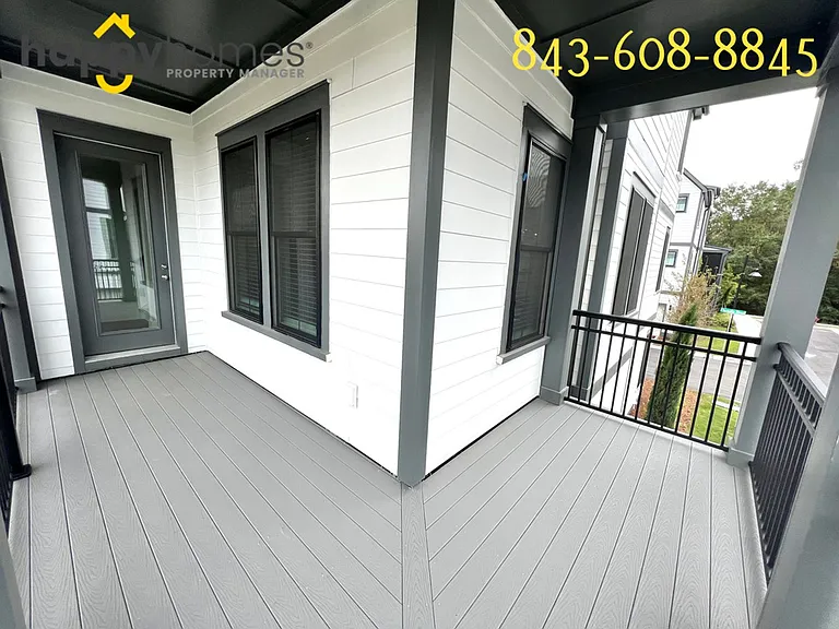 1610 Florentia St — Photo 24