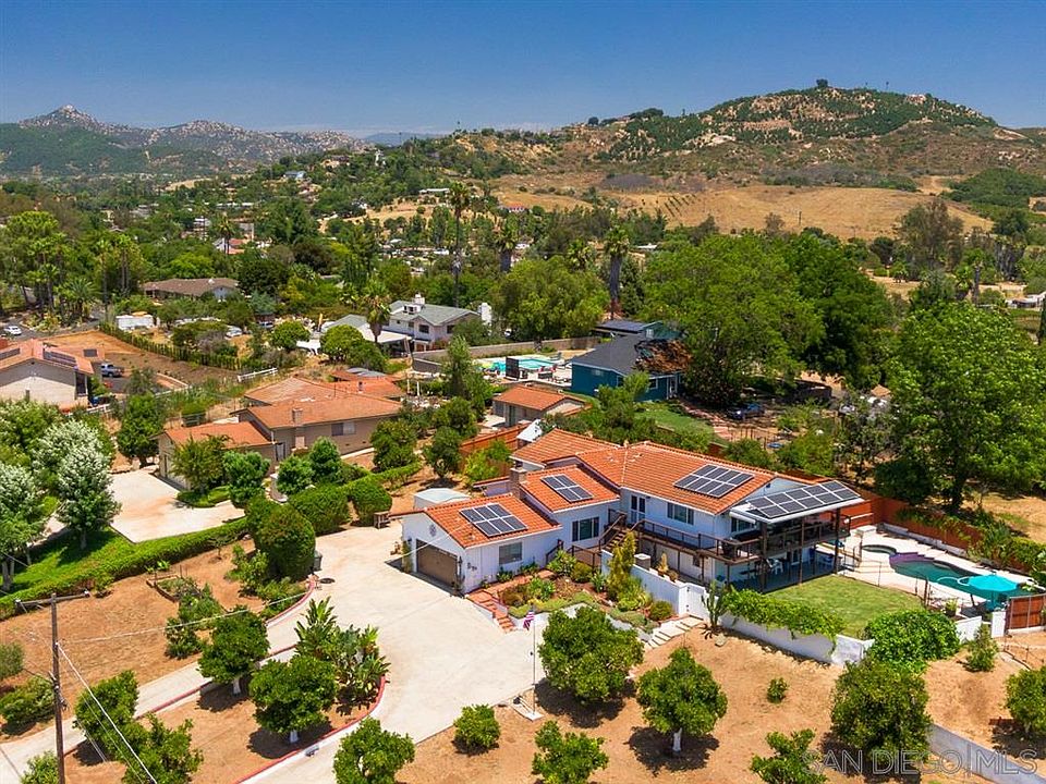 1st image of 1345 Loma De Naranjas