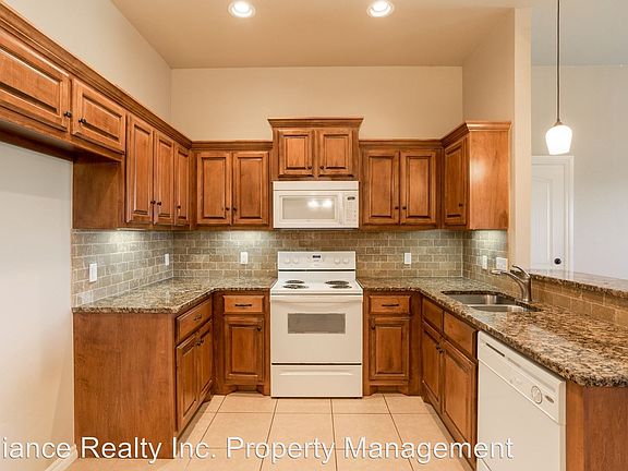 5th image of 3502 Galatian Way