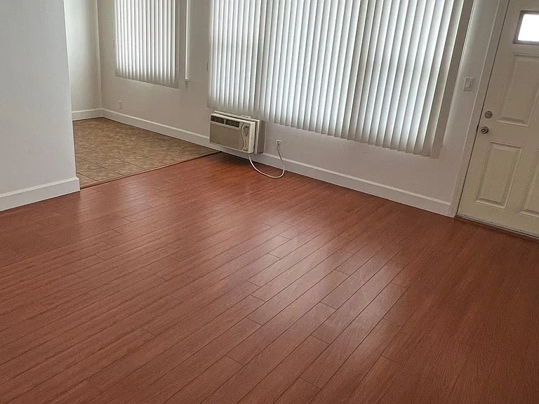 5656 Fountain Ave #B — Photo 1