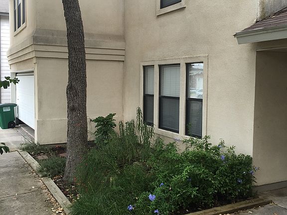 3rd image of 9946 Stonefield Pl