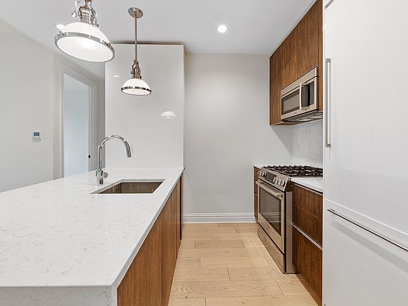 3rd image of 127 W 112th St #5F