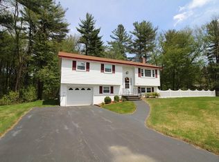 18 Brookdale Cir, Billerica, MA 01821