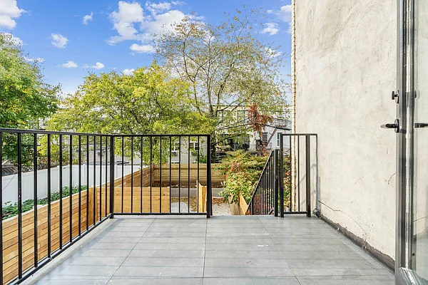 Rented by Freestone Property Group | media 1