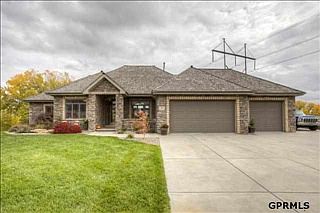 2nd image of 702 Bailey Dr