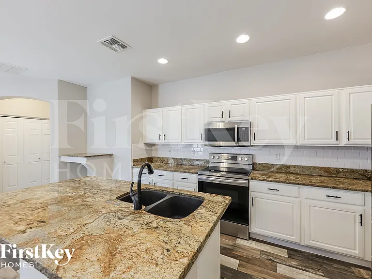 4621 W Fortune Dr — Photo 6