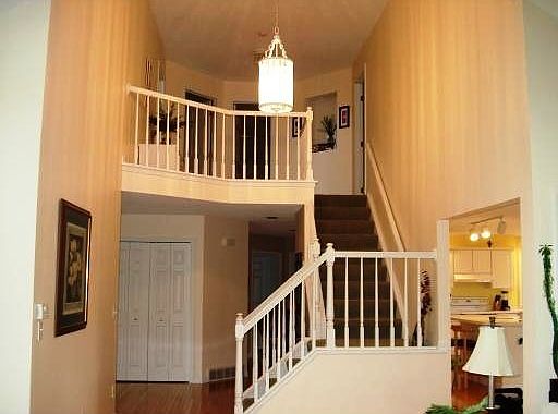 3rd image of 18 Victoria Hts