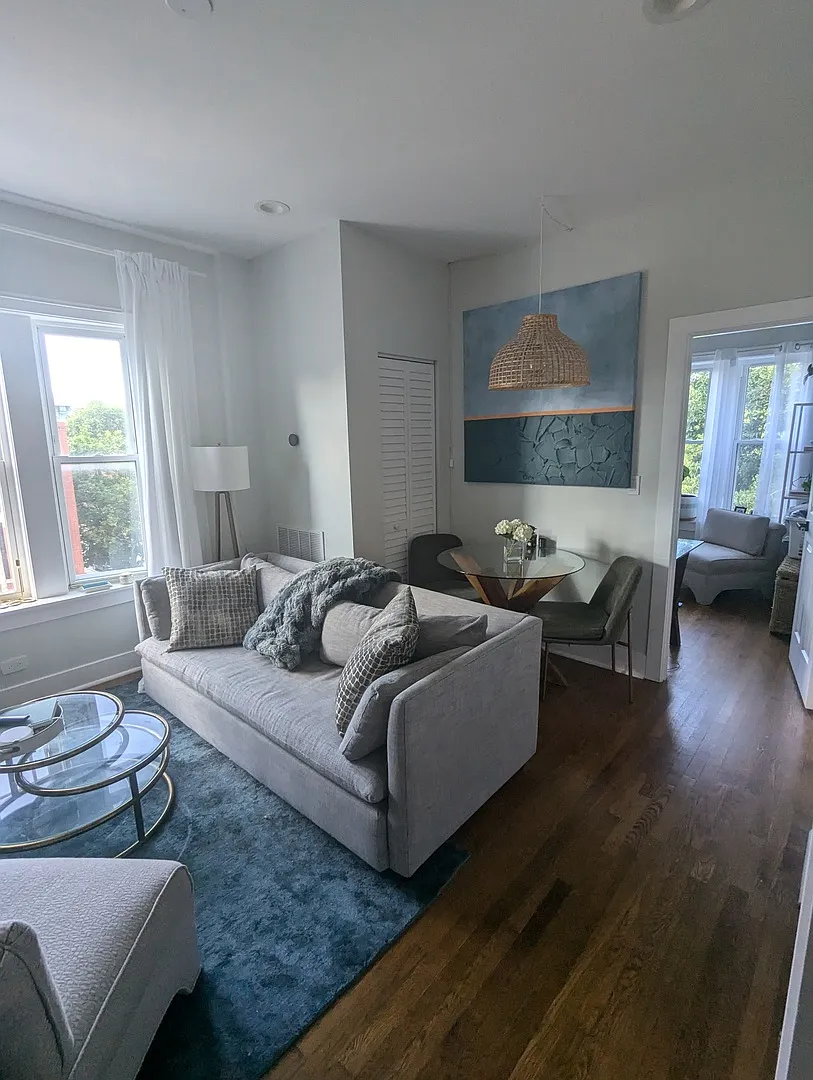 2 bed, 800 sqft, $2,895 — Photo 3