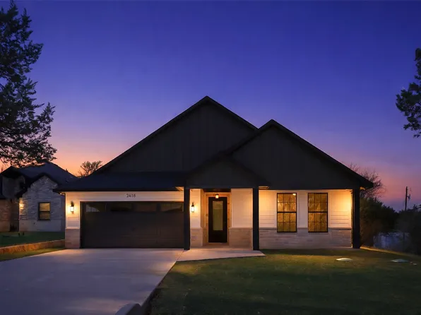 2418 Beverly Dr, Granbury, TX 76048