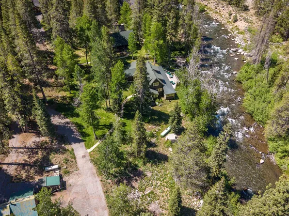3090 River Rd, Olympic Valley, CA 96146