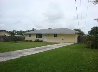 3802 Suncrest Rd, Lake Worth, FL 33467