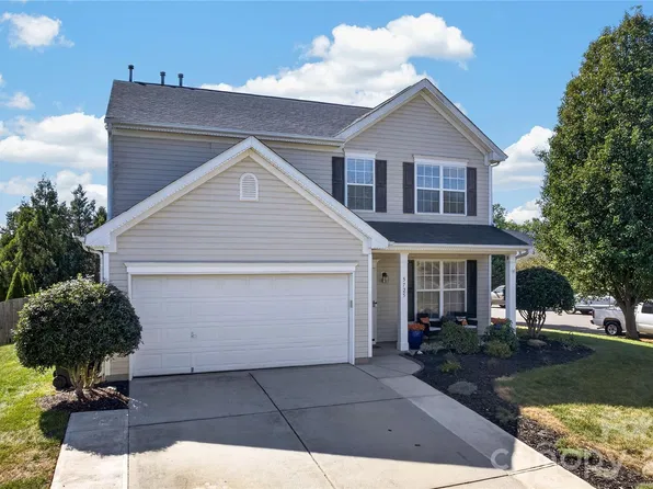 5725 Lindley Crescent Dr, Indian Trail, NC 28079