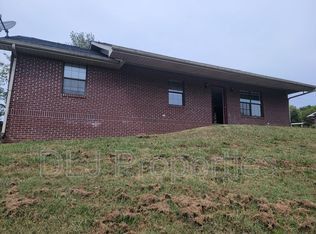 1100 Hicks Rd, Jefferson City, TN 37760