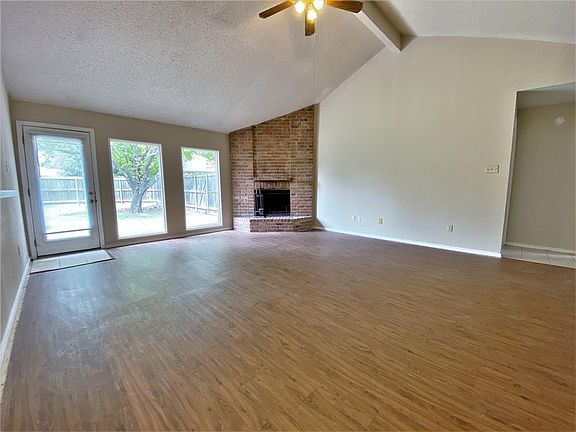 3rd image of 7801 Roberta Dr