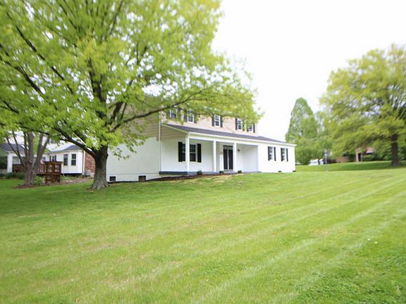 3rd image of 2595 Concordgreen Dr
