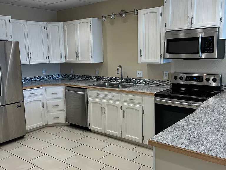 4901 State Route 27 — Photo 1