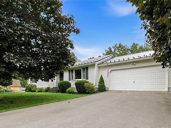 5th image of 2091 Graffenburg Rd