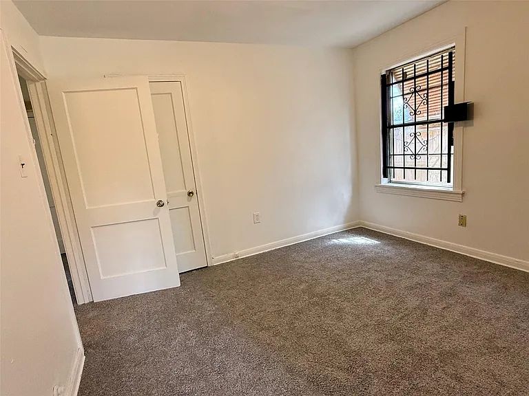 5326 Wenda St — Photo 8