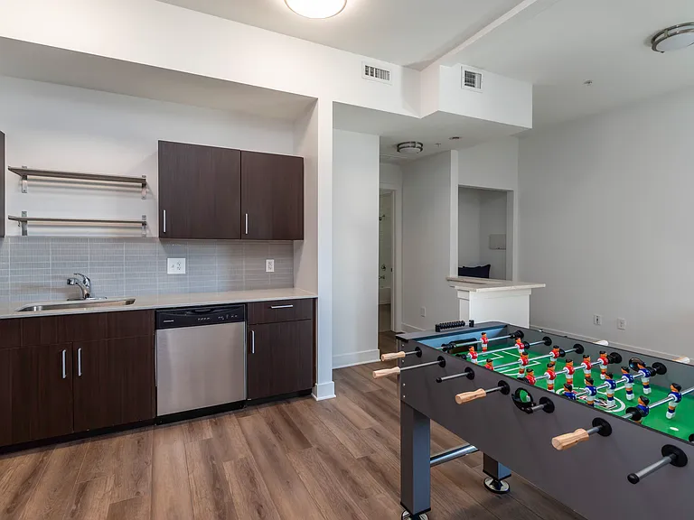 1707 Walnut St #303 — Photo 29