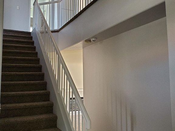 5th image of 16983 Escala Dr