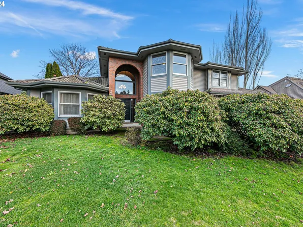 2921 Powderhorn St, Eugene, OR 97408